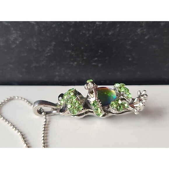 Silver Tone Adjustable Rhinestone Frog Pendant Necklace Vintage READ Description - Picture 3 of 10